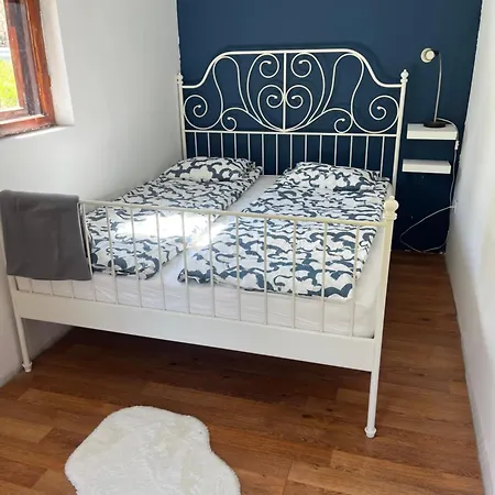 Wiejska Przystan Apartment Polwies